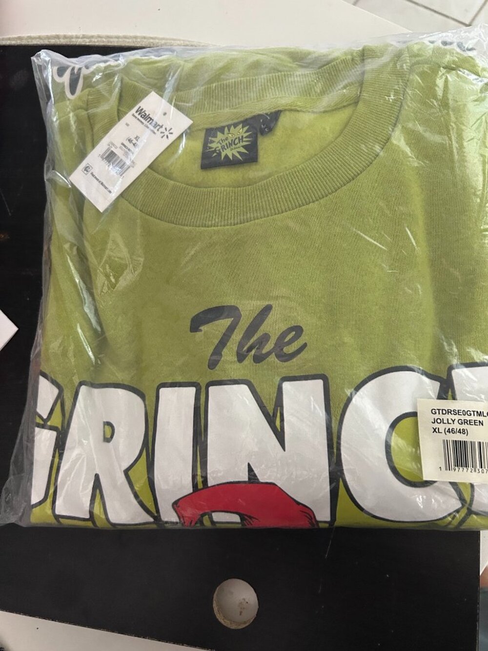 Dr. Seuss, Adult Men’s, Dr. Seuss Men's Grinch Retro Graphic Sweatshirt & Panjma
